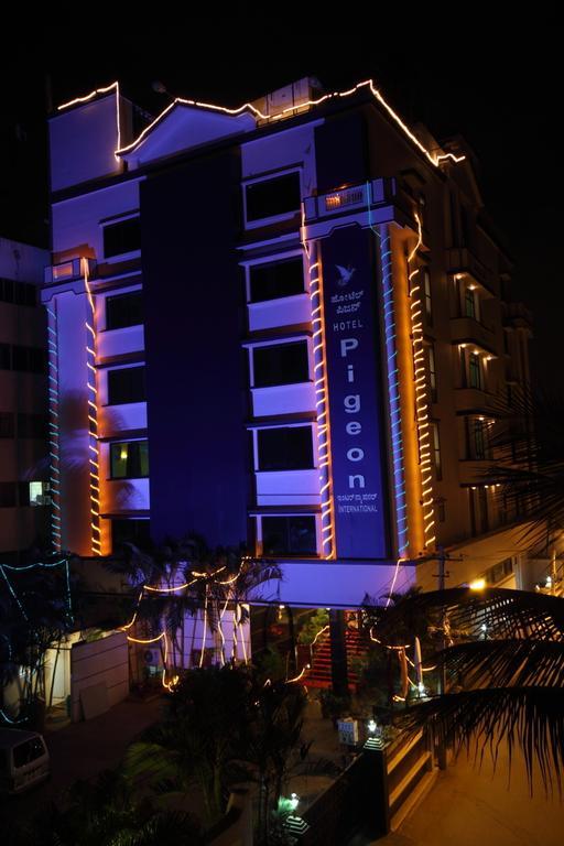 Hotel Pigeon International Бангалор Экстерьер фото