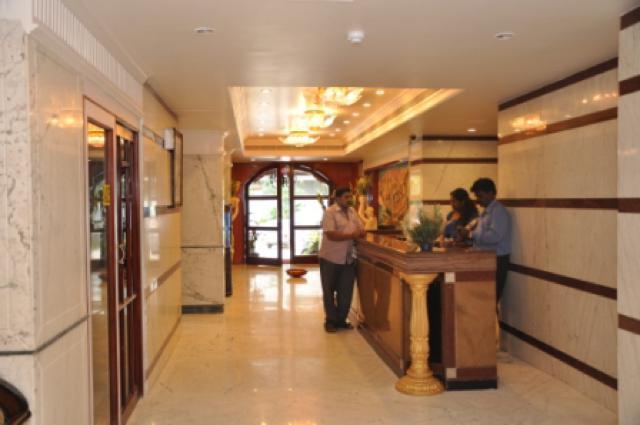 Hotel Pigeon International Бангалор Экстерьер фото